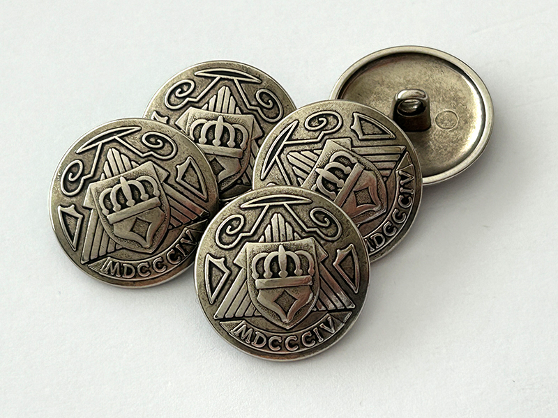 Metallknopf Krone & Wappen 1804 Altsilber 20mm