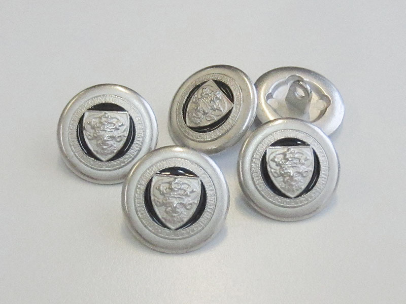 Silber-schwarzer Blazerknopf