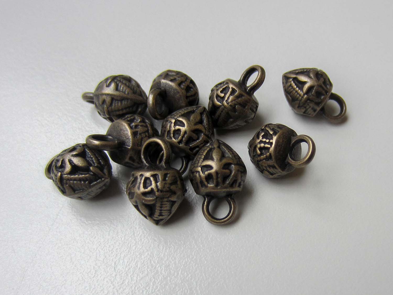 www.knopfparadies.de - f007am - Kleine Kugelknöpfe aus Metall