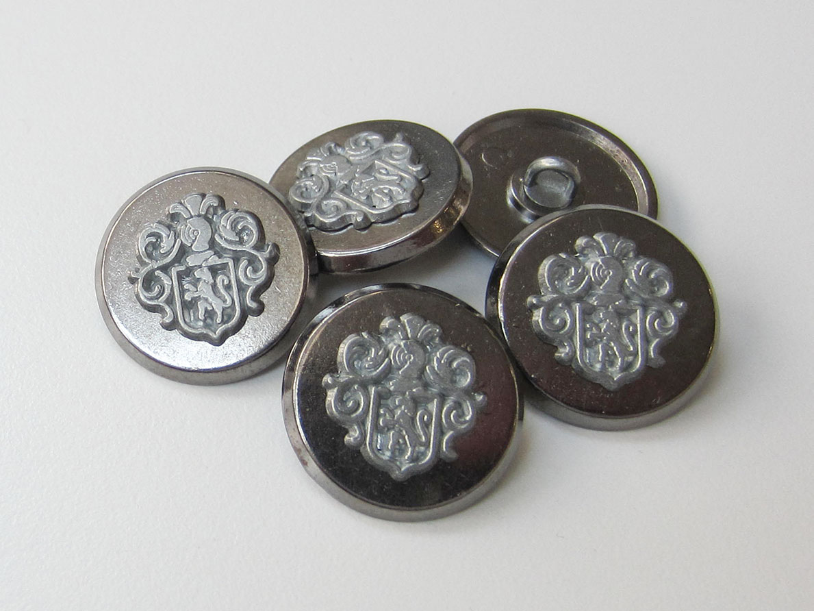 Günstiger Wappen Metallknopf in Vintage Optik / B-WARE