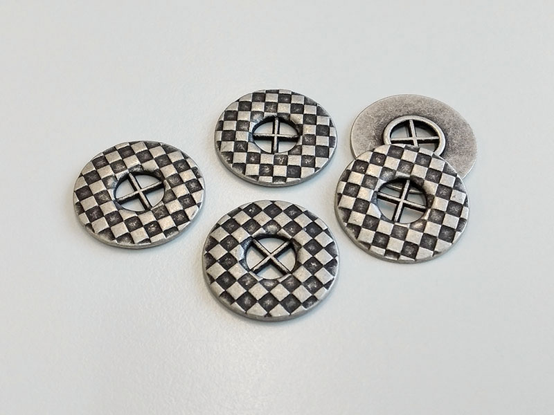 www.knopfparadies.de - 0342as - Altsilberfarbene Metallknöpfe mit Schachbrettmuster