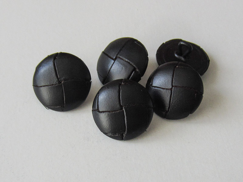 www.knopfparadies.de - 1679sc - Lederknöpfe in schwarz mit Flechtmuster - Günstige B-Ware
