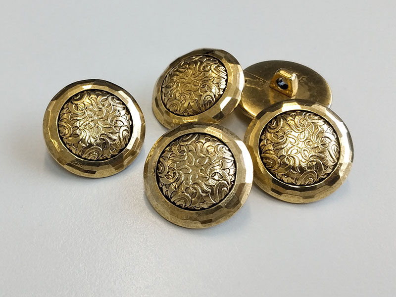 www.knopfparadies.de - 6156ag - Altgoldfarbene, nostalgische Kunststoffknöpfe