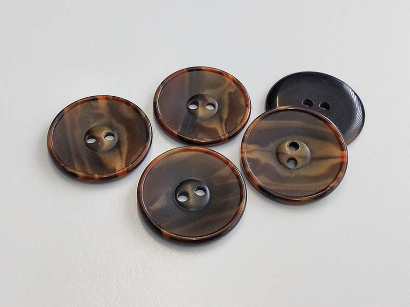 www.knopfparadies.de - 2213br - Braun marmorierte Zweilochknöpfe aus Kunststoff