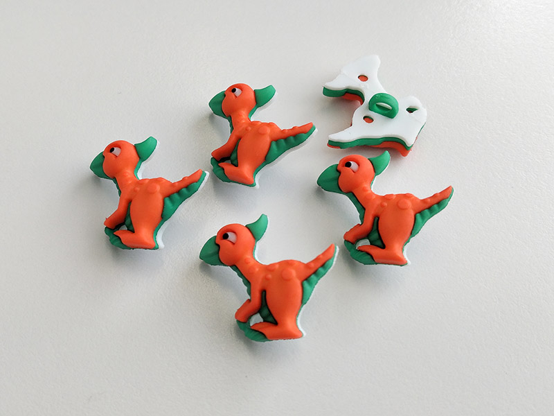 www.knopfparadies.de - 6178pt - Kinderknöpfe: kleine Dinos / Saurolophus