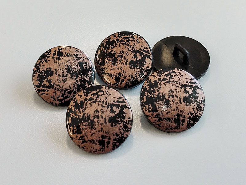 www.knopfparadies.de - 6162rs - Schwarz-kupferfarbene Kunststoffknöpfe