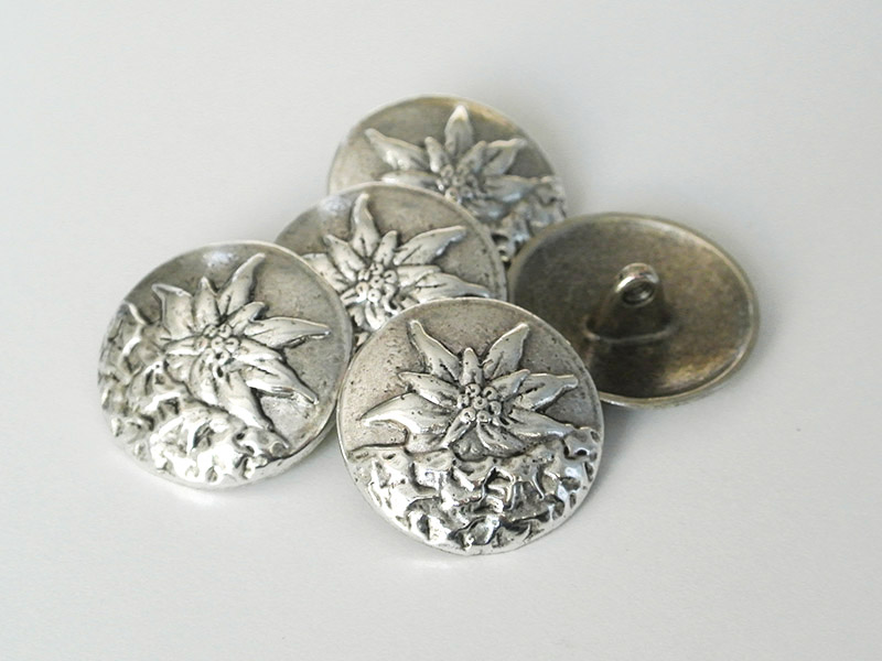 Große, glänzend altsilberfarbene Trachtenknöpfe aus Metall mit Edelweiß-Motiv - B-WARE!