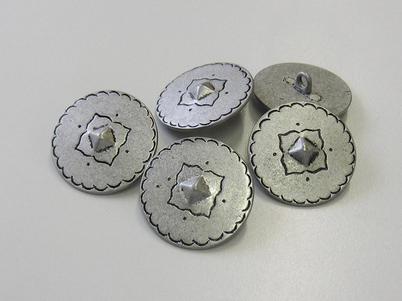 www.knopfparadies.de - 5919zn - Mittelalterlich wirkende Metallknöpfe in altsilber
