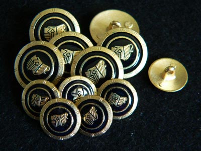 Schöne schwarz-goldfb. Blazerknöpfe