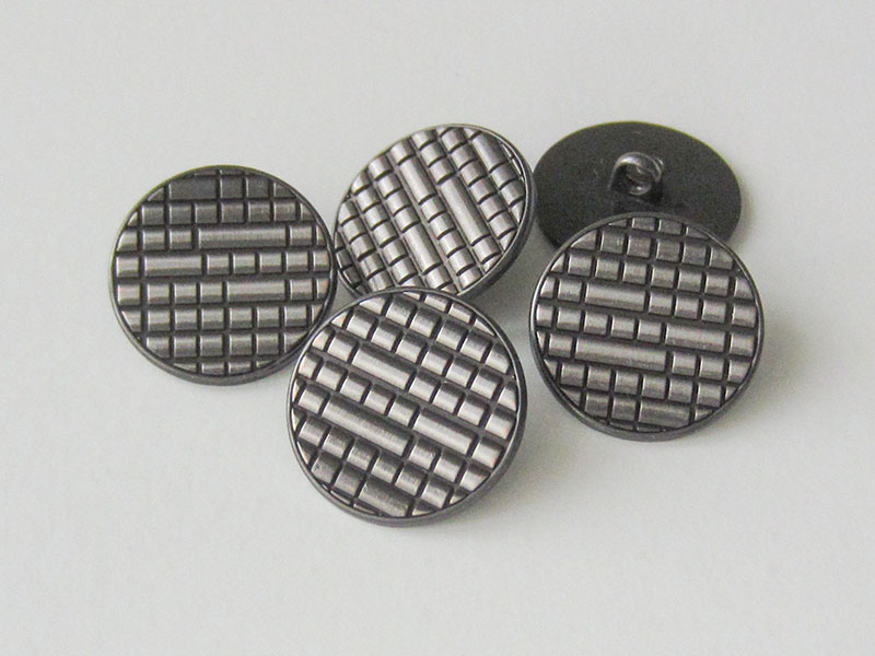 www.Knopfparadies.de - 3080ei - Moderne Designerknöpfe aus Metall in Eisen