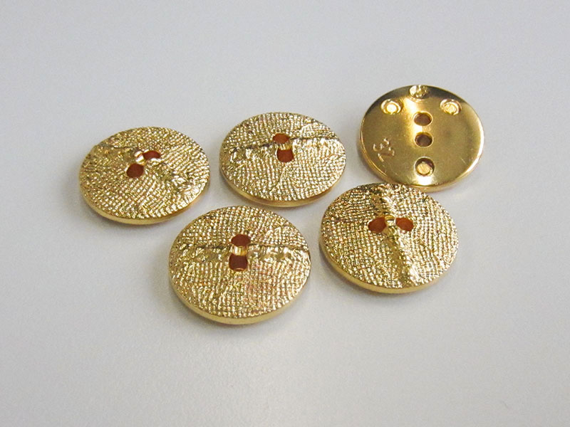www.knopfparadies.de - 3938go - Glänzend goldfarbene Kunststoffknöpfe