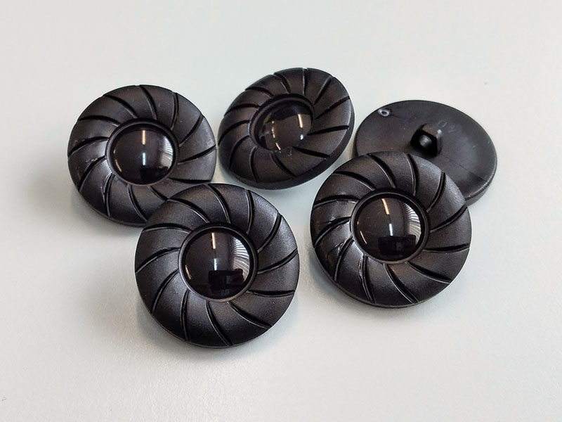 www.knopfparadies.de - 6099sb - Dunkelbraune, fast schwarze Mantelknöpfe aus Kunststoff