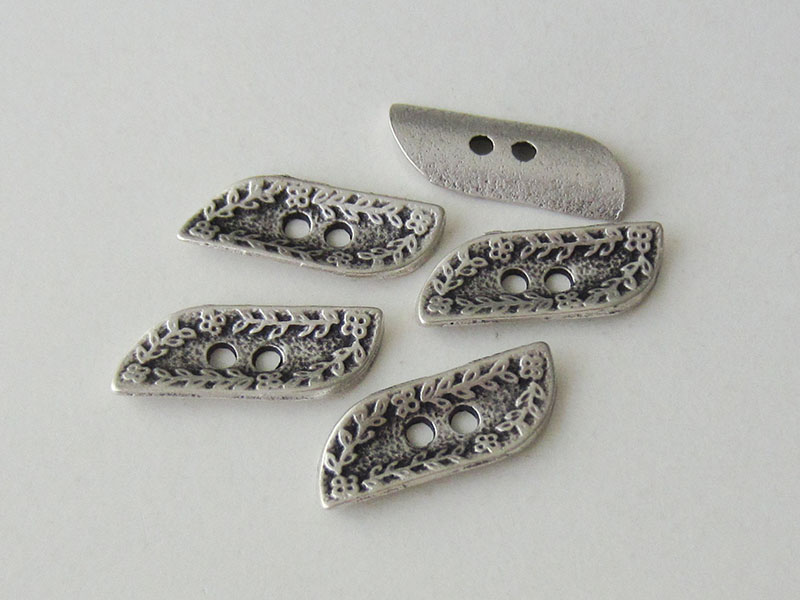 www.Knopfparadies.de - 1644as - Silberne Knebelknöpfe mit Blumen Motiv