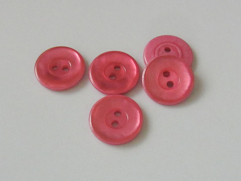 www.knopfparadies.de - 3334hi - Rosa schimmernde Kunststoffknöpfe