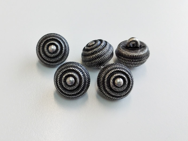 www.knopfparadies.de - 4538as - Altsilberfarbene, kugelförmige Kunststoffknöpfe