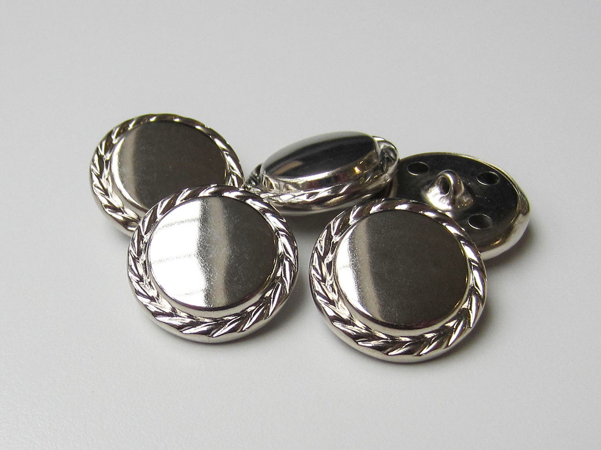 Silber glänzender Metallblech Knopf m. Kordel Rand