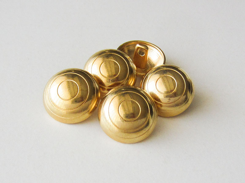 Schlichter goldfarbener Metall Halbkugel Knopf / B-Ware