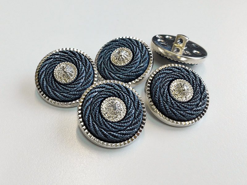 www.knopfparadies.de - 6256sb - Wunderschöne Kunststoffknöpfe in Taubenblau und Silber