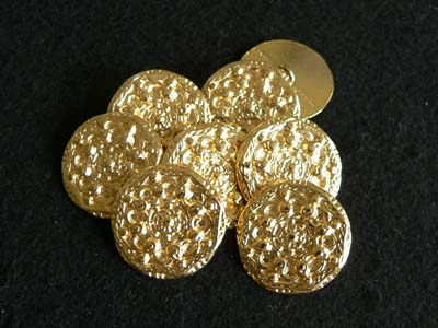 Wunderschöne goldfarbene Knöpfe