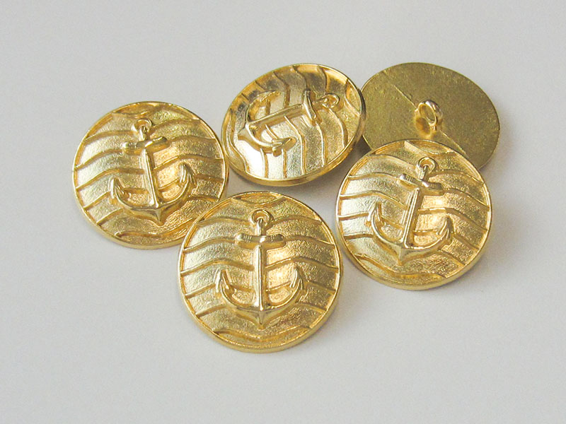 Goldfarbene Anker Knöpfe