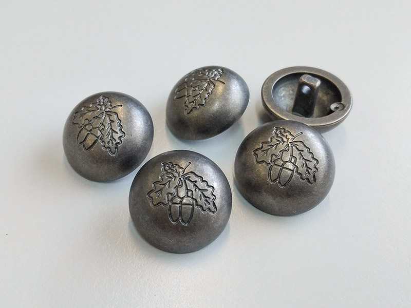 www.knopfparadies.de - 4489ei - Altsilberfarbene Trachtenknöpfe aus Kunststoff