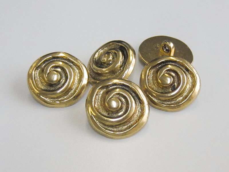 Metallknöpfe mit Spirale