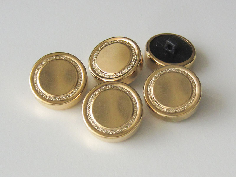 www.Knopfparadies.de - 1638go - Goldene Ösenknöpfe aus Metallblech mit diamantiertem Ring