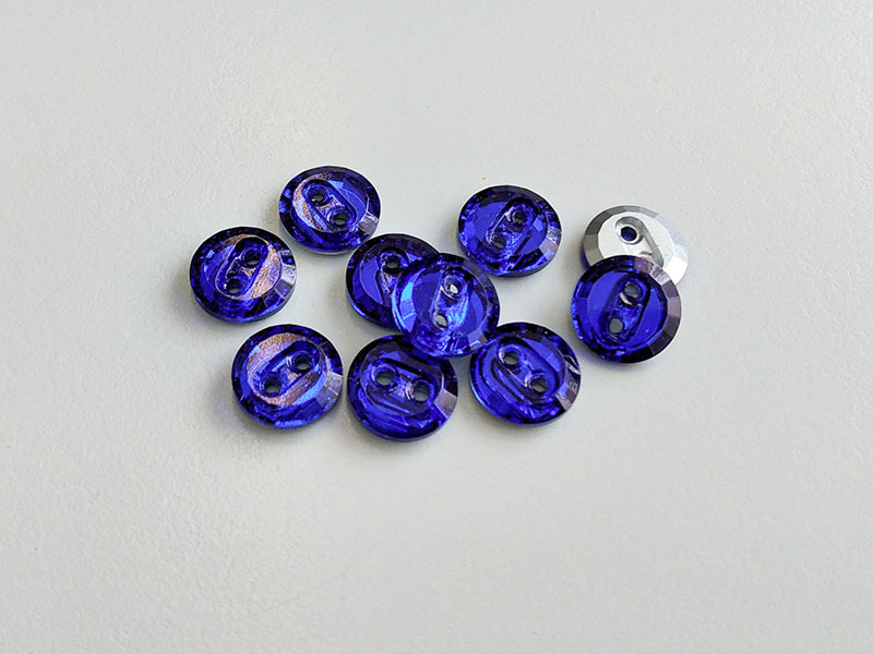 www.knopfparadies.de - 4254bl - Wunderschöne, blaue Glasknöpfe