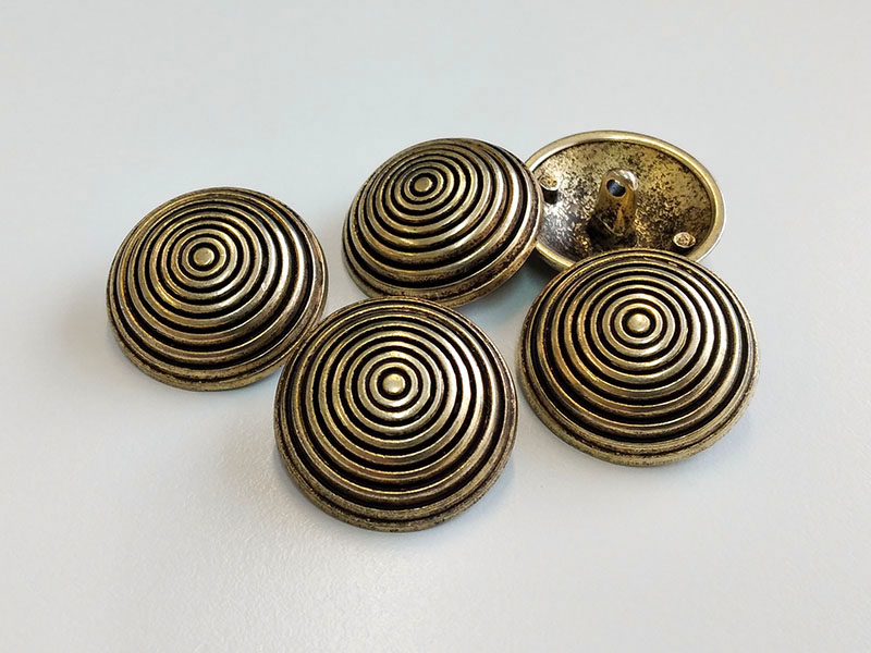 www.knopfparadies.de - 4461ag - Altgoldfarbene Metallknöpfe mit Sprialmuster - B-WARE