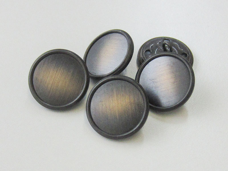 www.knopfparadies.de - 3245em - Altmessingfarbene Metallblechknöpfe