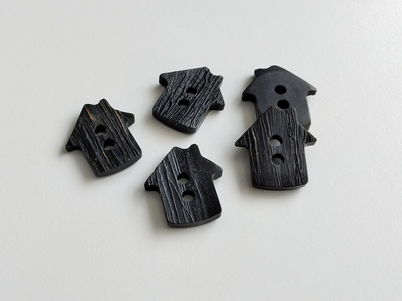 www.knopfparadies.de - 6784du - Dunkelbraun-schwarze Trachtenknöpfe aus Kunststoff in Hornoptik