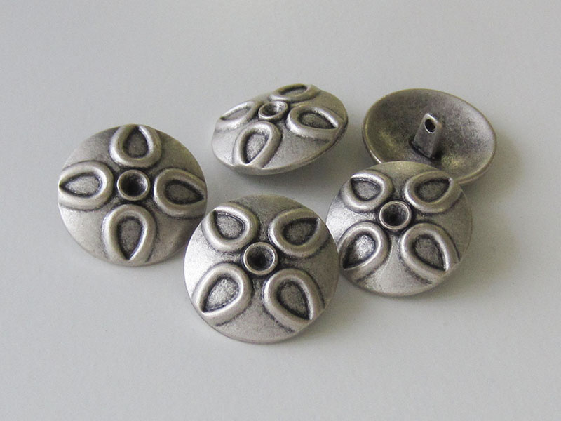 www.knopfparadies.de - 1509as - Schwere Metallknöpfe mit rustikalem Motiv