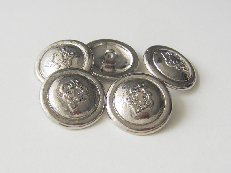 Metall Ösen Knopf in Silberfarben mit Ornament Motiv