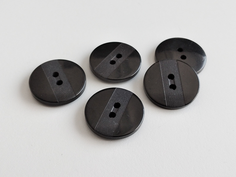 www.knopfparadies.de - 6052sc - Schwarze Kunststoffknöpfe - Günstige B-Ware