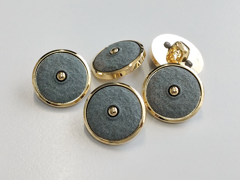 www.knopfparadies.de - 6663gg - Leichte, elegante Kunststoffknöpfe in Grau und Gold