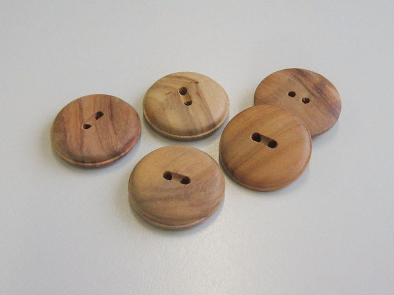 www.knopfparadies.de - 3177ho - Echte Holzknöpfe mit zwei Löchern