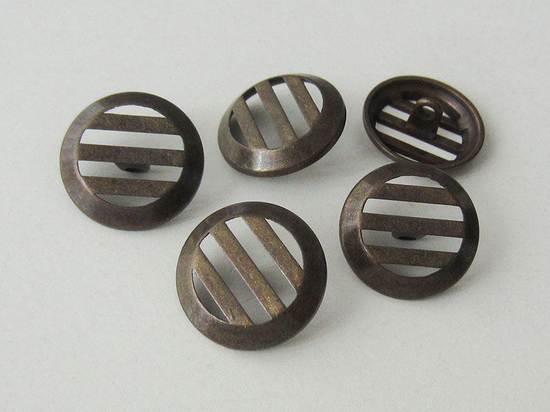 www.Knopfparadies.de - 4216me - Metallknöpfe mit Streifen Durchbruch