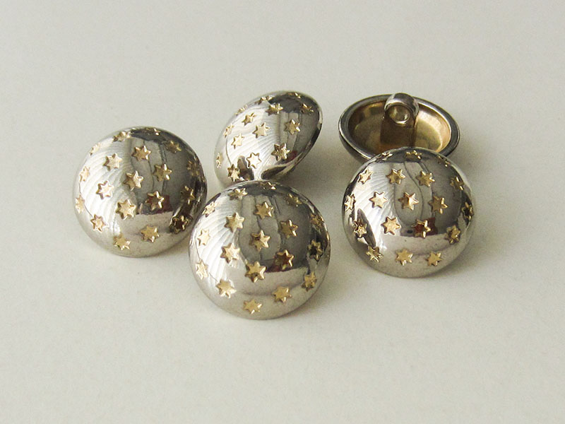 www.Knopfparadies.de - 1451bi - Süße Sternknöpfe in Gold & Silber