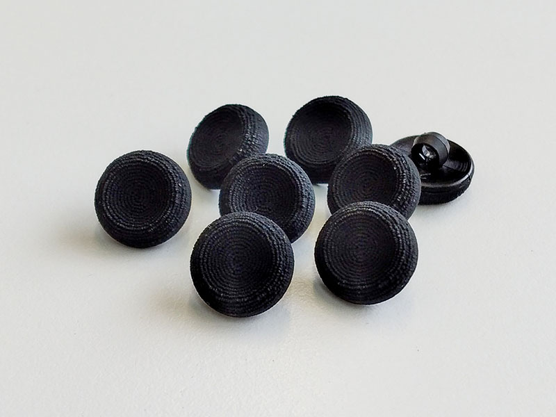 www.knopfparadies.de - 1699sc - Schwarze Kunststoffknöpfe, fast wie Posamentenknöpfe
