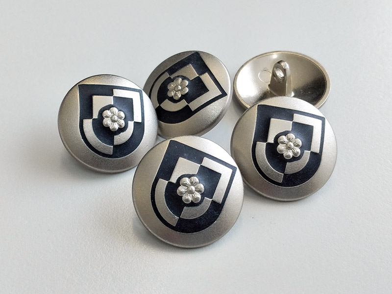 www.knopfparadies.de - 4584sb - Besonders elegante Blazerknöpfe aus Metall in Silber und Dunkelblau