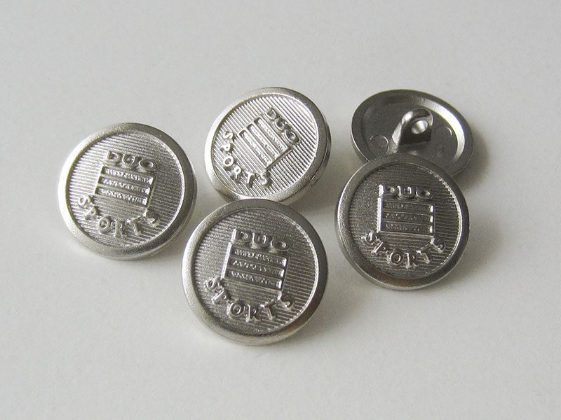 www.Knopfparadies.de - 3499si - Sportliche silberne Metallknöpfe mit Öse