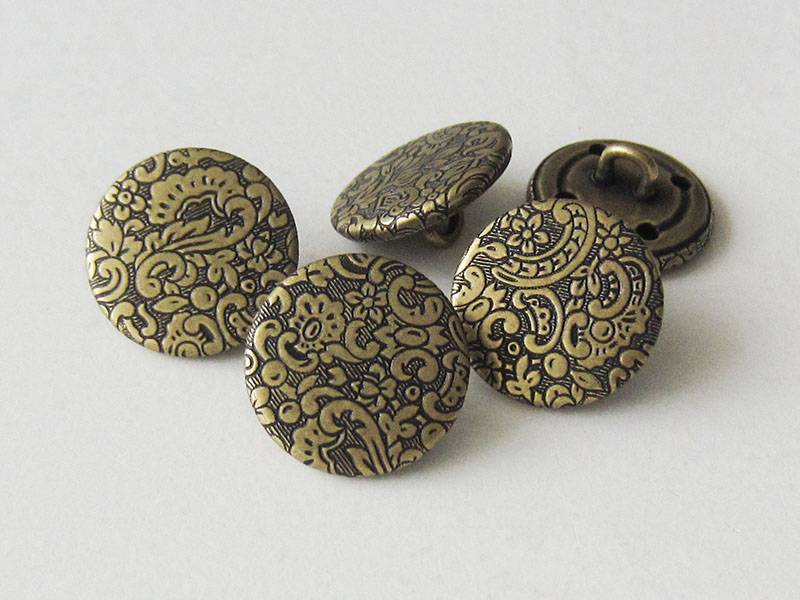 www.Knopfparadies.de - 5251me - Altmessingfarbene Metallblechknöpfe mit Blumen und Ranken