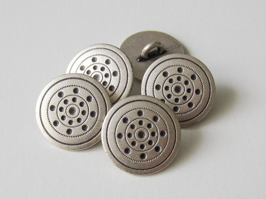 www.Knopfparadies.de - 0108as - Silberne Metallknöpfe mit Punkten und Kreisen