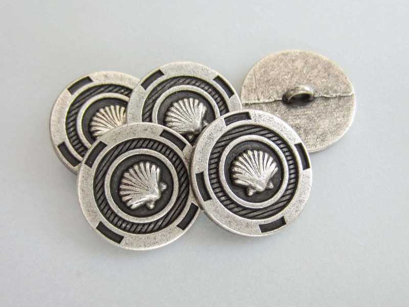 Altsilberfarbener maritimer Metall Knopf mit Muschel