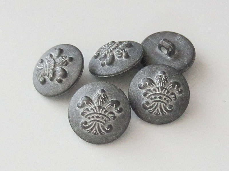 www.knopfparadies.de - 3642st - Kunststoffknöpfe, fast wie echte Metallknöpfe - mit Fleur de Lys