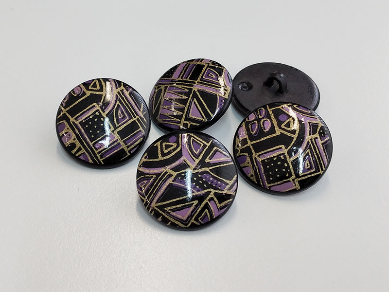 www.knopfparadies.de - 6142li - Wunderschön gemusterte Designerknöpfe aus Kunststoff