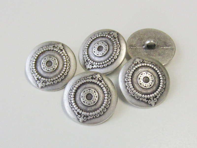 www.Knopfparadies.de - 5944as - Historisch wirkende Ornamentknöpfe aus Metall in Altsilber