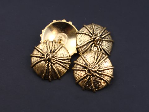 Extravaganter Designerknopf