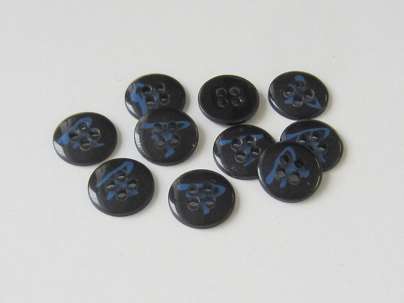 www.Knopfparadies.de - 1557bs - Freche schwarz blaue Knöpfe mit orginellem Muster