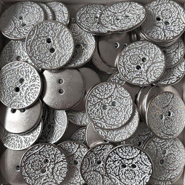 Edle Vintage-Knöpfe in Silber – wie kleine Schmuckstücke für Ihr Nähprojekt